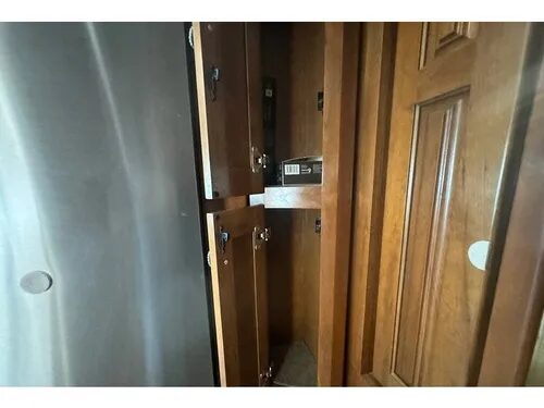 Gallery image 72